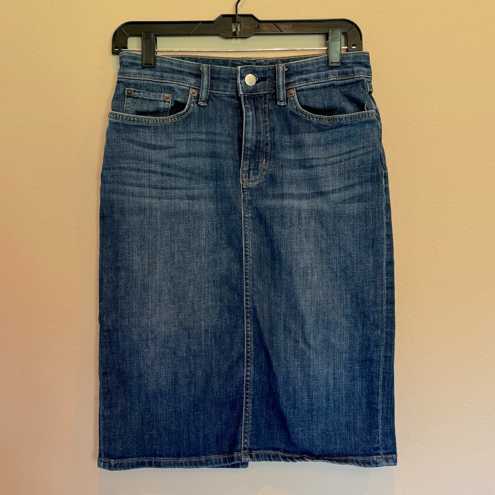 Ralph Lauren knee length modest skirt